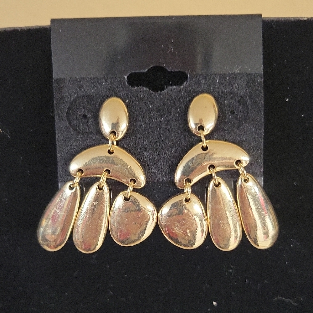 Universal Thread Good's Co. Fashion Goldtone Earrings